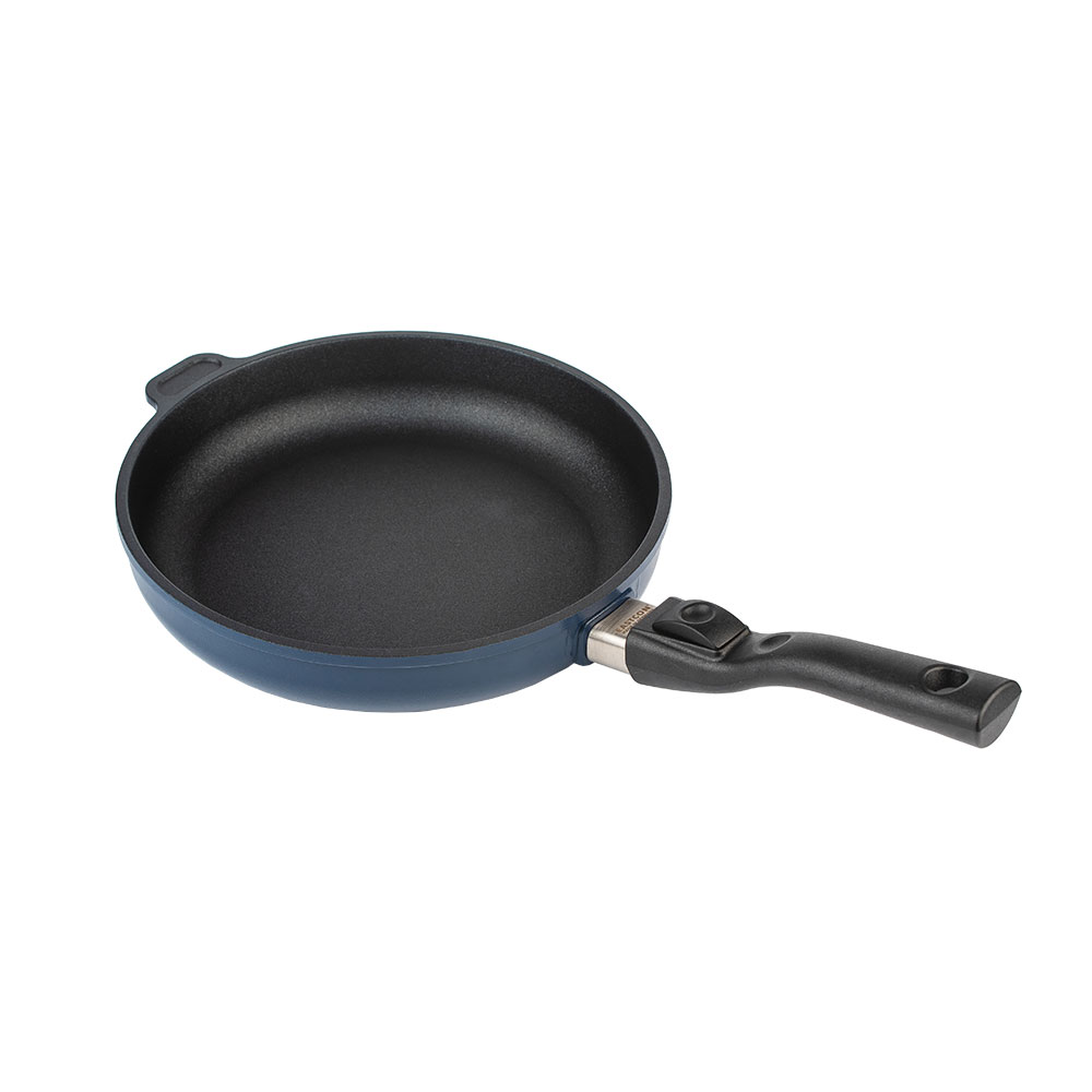 Flachrandpfanne_Side